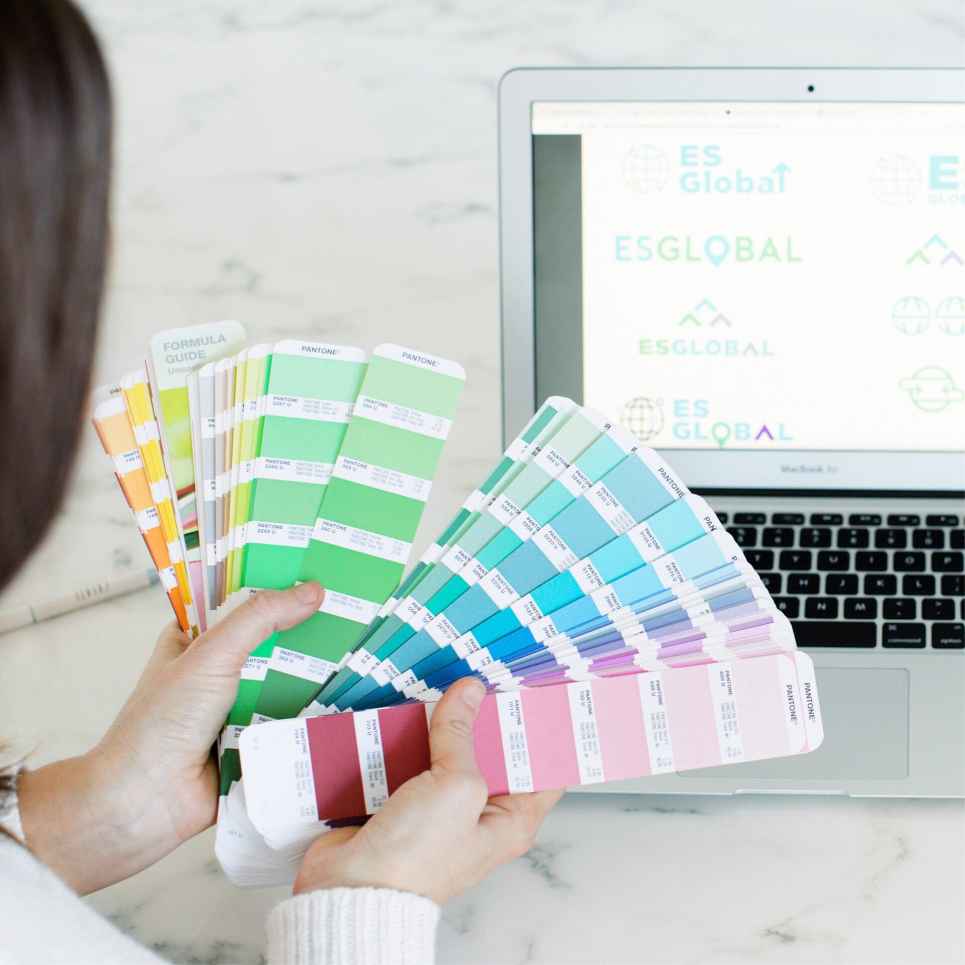 Color Pantone Branding